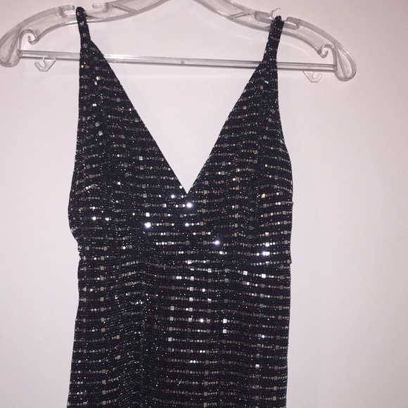 Beautiful black and silver sequin dress - Picture 2 of 8
